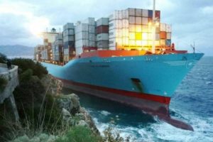 TÀU CONTAINER KHÔ CỦA MAERSK LINE BỊ MẮC CẠN TẠI Ý