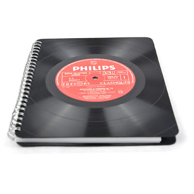  Cahier vinyles 33 tours 19,90€ sur www.rose-bunker.fr