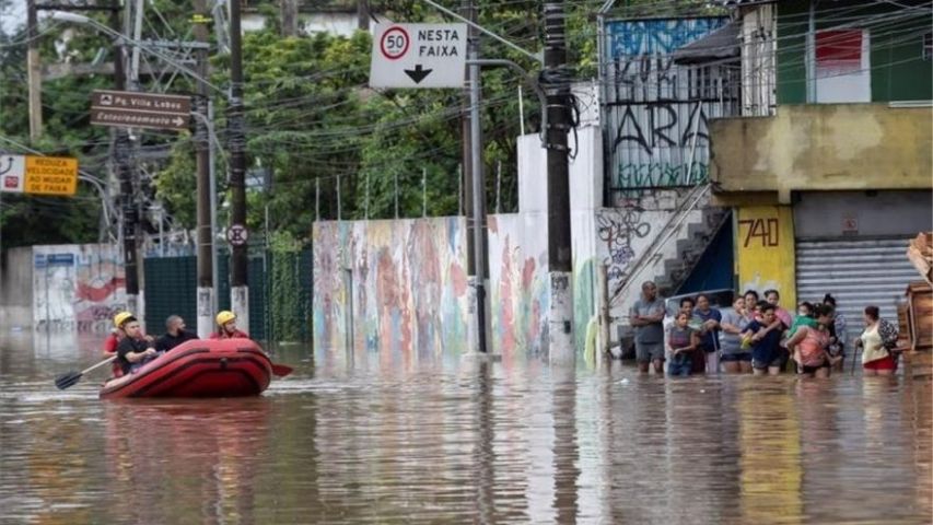 Suben a 21 los muertos por temporal de lluvias en Sao Paulo