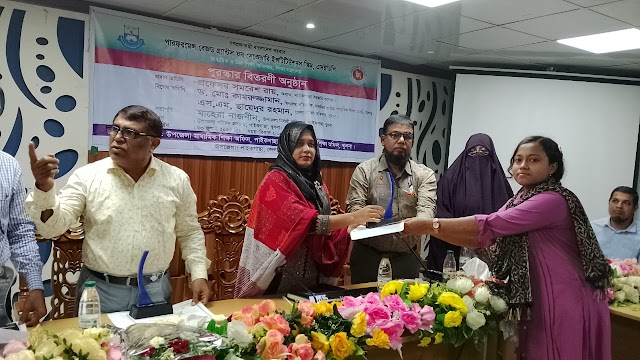 পাইকগাছায় ৩০ মেধাবী শিক্ষার্থীদের মাঝে পুরস্কার বিতরণ 