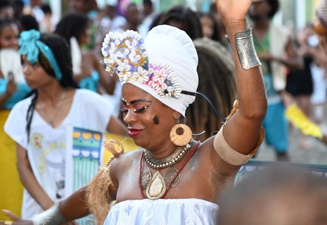 Afoxé Olorum Baba Mi celebra 45 anos de resgate cultural e saúda ancestralidade