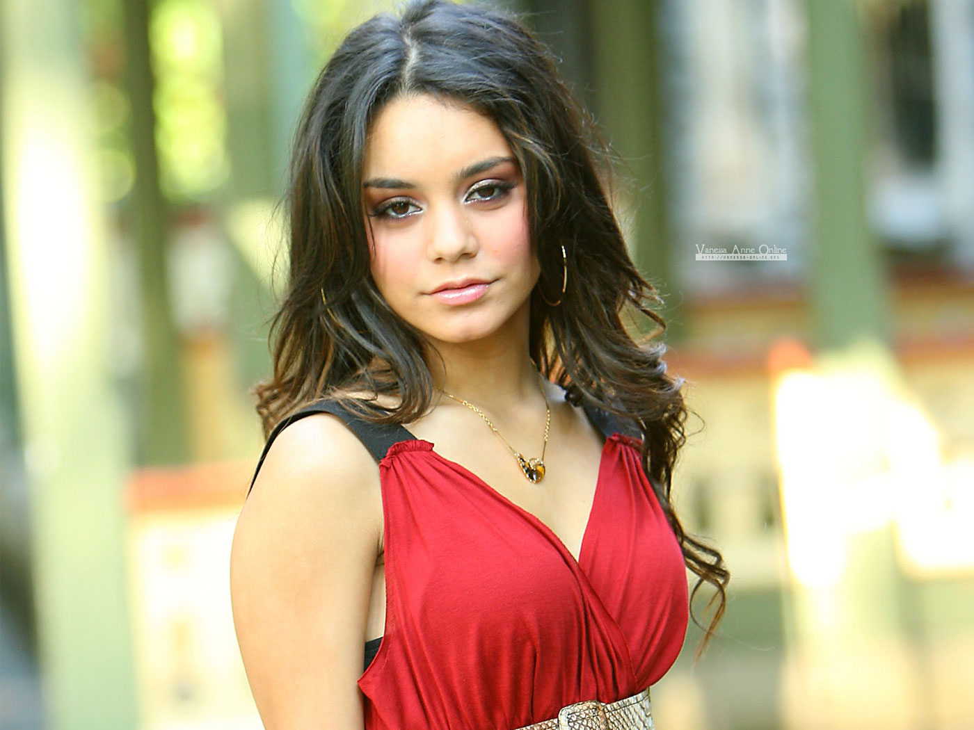 vanessa hudgens latest hot wallpaper vanessa hudgens latest hot ...