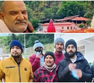 Cricketer virat kohli and anushka in nainital