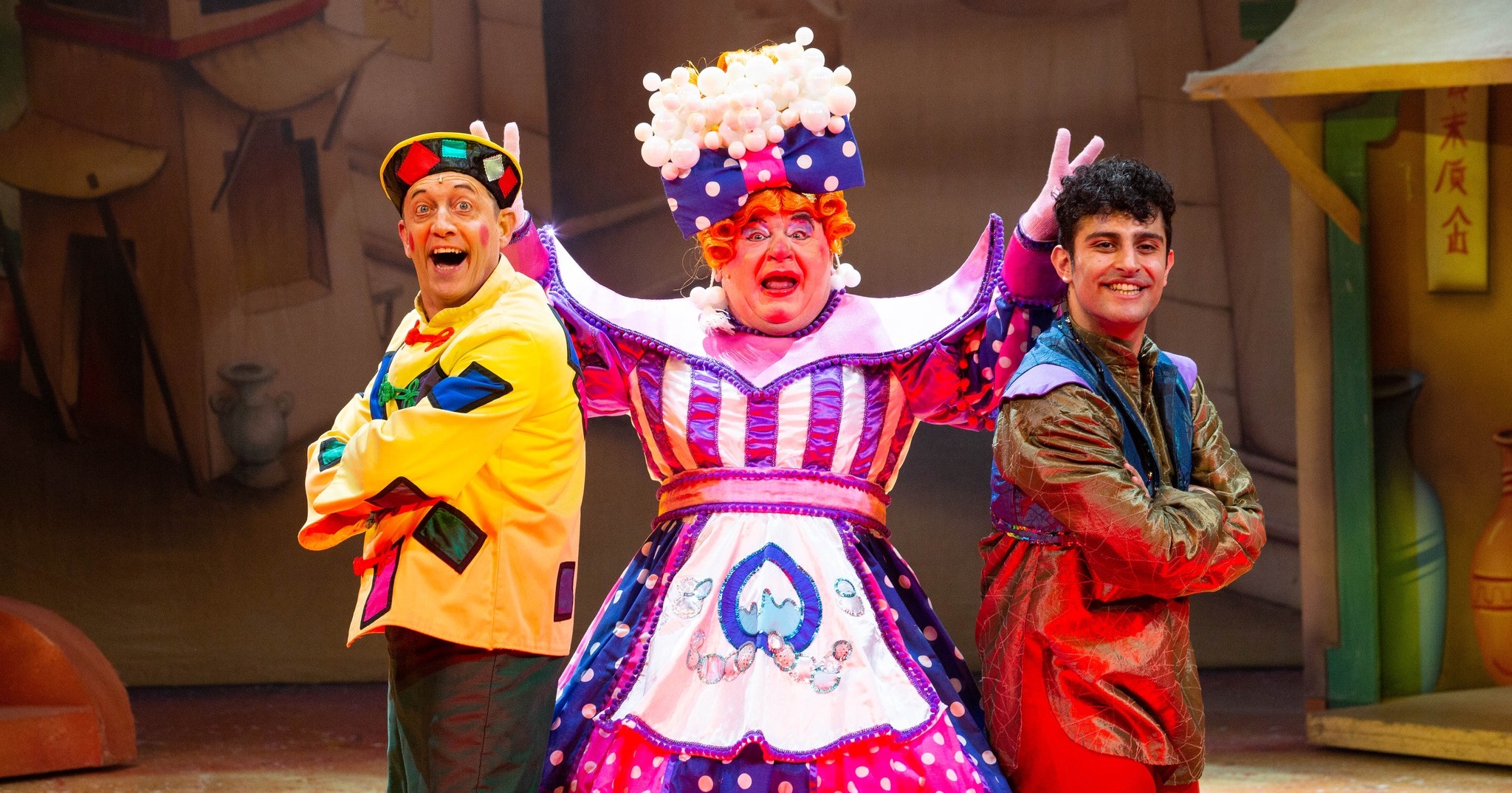 REVIEW: Aladdin at the Theatre Royal Bath 