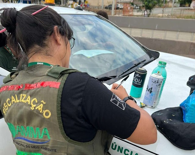 Fiscalização ambiental aplica R$ 15 mil em multas a três pichadores neste domingo (1º/10)