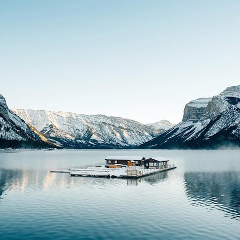 Lake Minnewanka, Alberta - Winter Wanderlust. Photographer’s Epic Photos Prove Why You Should Visit Canada During The Winter