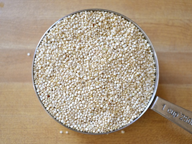 dry quinoa