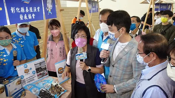 ▲2022王功漁火節結合在地農漁特產，推出王功輕旅行，彰化縣長王惠美歡迎全國鄉親前來共襄盛舉，體驗彰化王功之美。 （圖／記者林明佑攝）