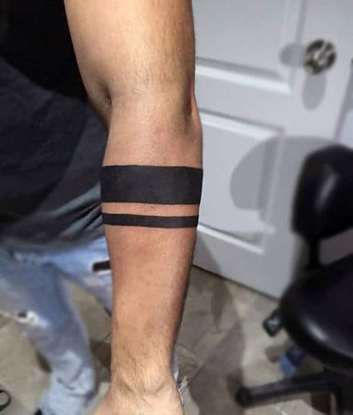 40 braçadeiras de tatuagens masculinas para deixar vocês inspirados