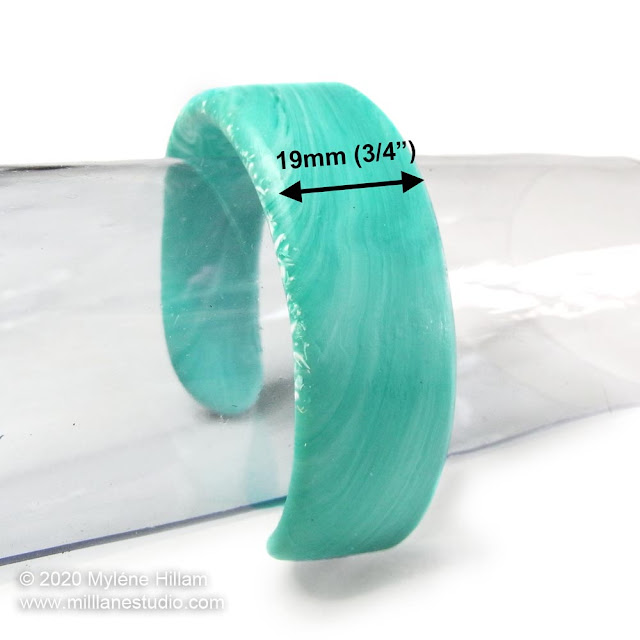 Half-width resin cuff bracelet in marbled mint