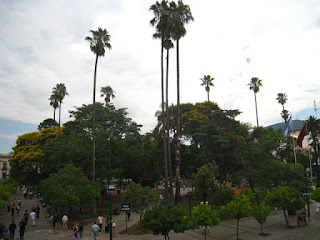 Plaza 9 de Julio, centro de la ciudad colonial de Salta