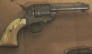 colt 45 revolver 1881