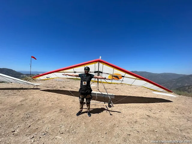 Hang gliding in Los Angeles California