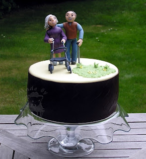 fondant cake granny grandad figures torte geburtstagstorte figuren oma opa
