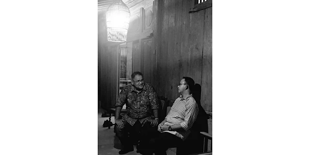 Unggah Foto di Joglo Satriyo Pinayungan, Teguh Santosa: Dirgahayu Gubernur Anies Baswedan
