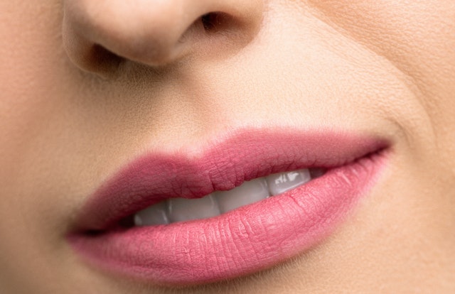 how to get rid of lip wrinkles naturally