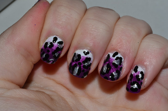 Gradient Cheetah Nails by Elins Nails