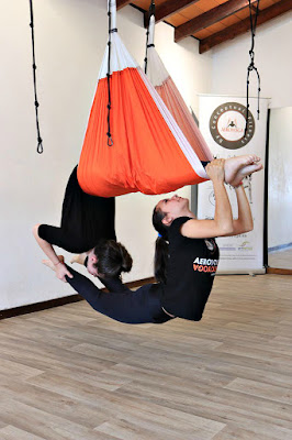 acro acrobatic yoga