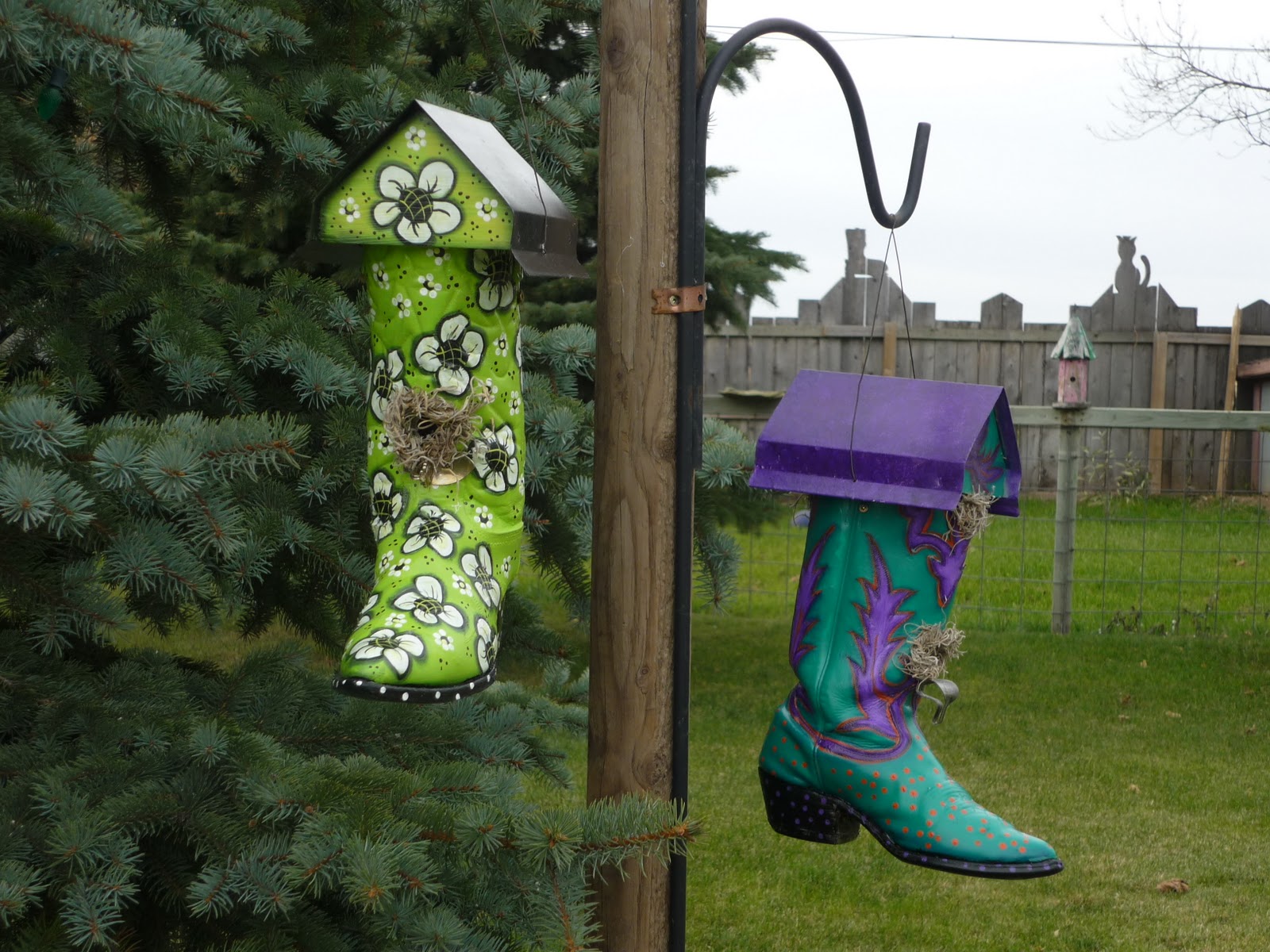 art: Cow Boy Boot Bird Houses