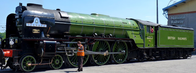 The Easterling Steam Hauled by Tornado A1 60163