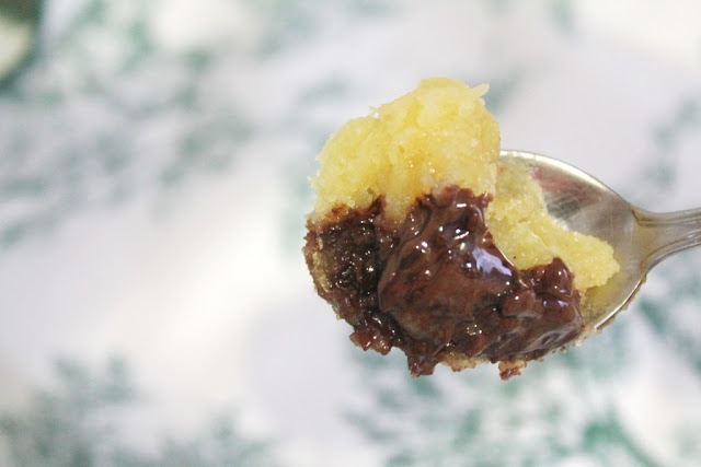 Mug cake de lemon curd y chocolate - El dulce mundo de Nerea