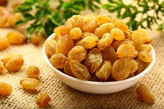 Raisins are beneficial for women, the complaint of anemia goes away
