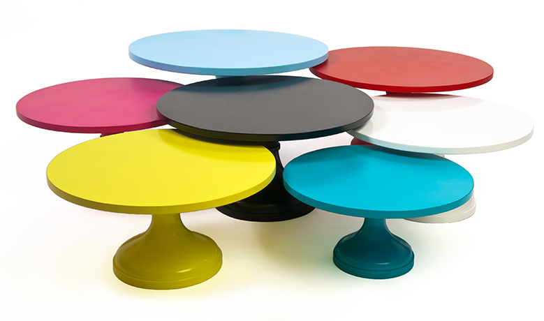 Her cake stands come in a variety of sizes from 12 to 22 round