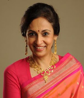 Swaroop Sampat Family Husband Son Daughter Father Mother Marriage Photos Biography Profile.