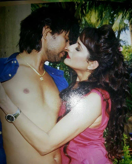 rakhi tripathi romantic scene