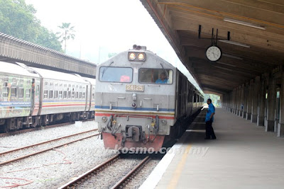 KTMB henti lapan