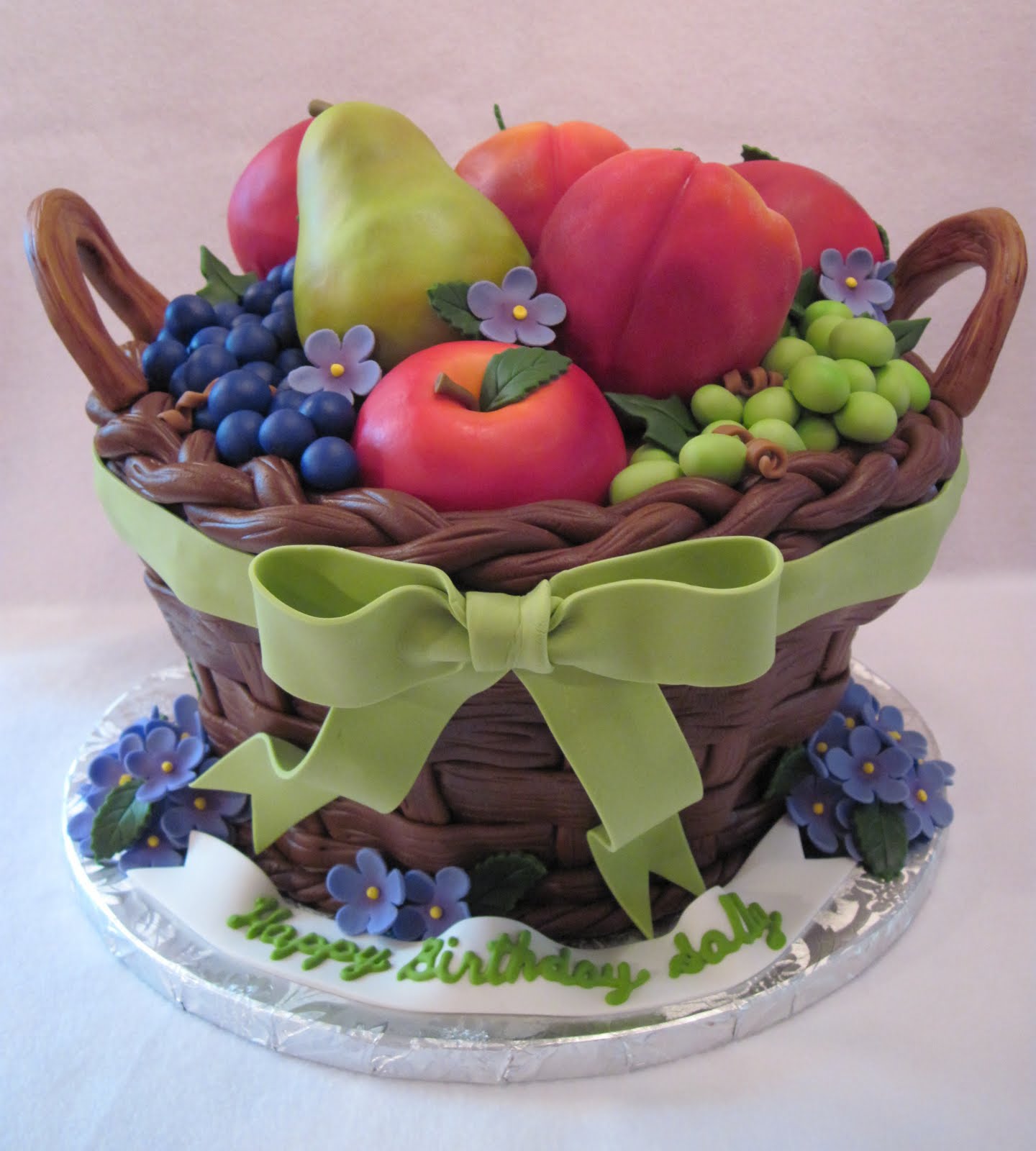 Heather's Cakes and Confections: Fruit Basket Cake