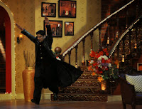 Hrithik Roshan On The Sets Of Comedy Nights With Kapil to promote krrish 3