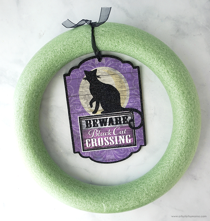 Halloween Black Cat Crossing Wreath