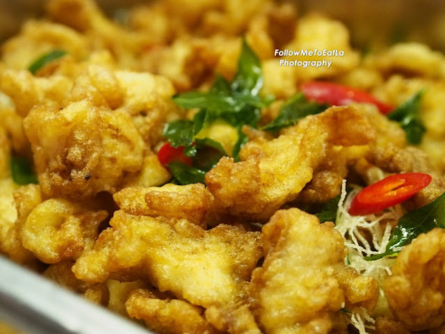 Deep Fried Crispy Fish With Samrod Sauce