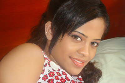 Menaka Maduwanthi Hot photos