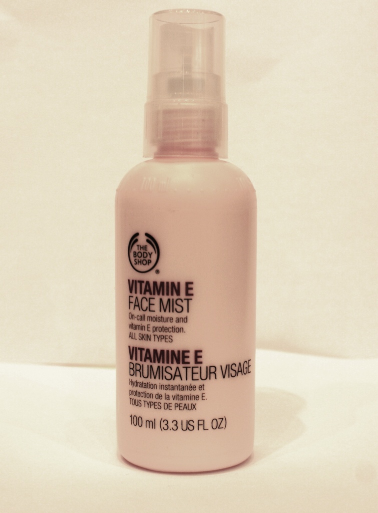 Barwy Wojenne The Body Shop Vitamin E Face Mist