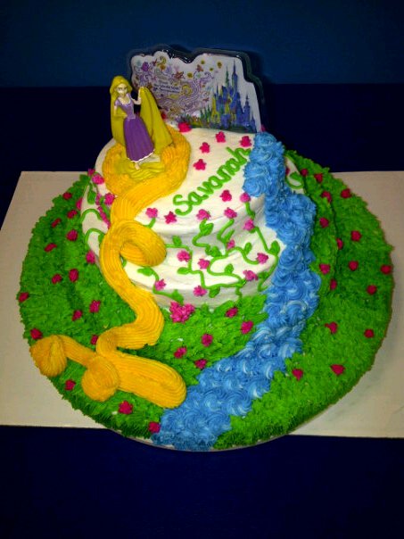 Tangled Cake Posted by cakesbynichole at 905 PM