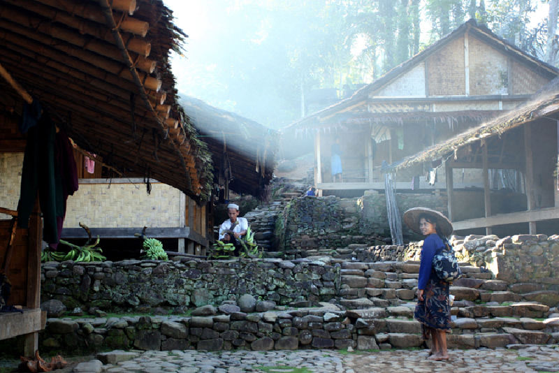 Kehidupan Orang Baduy dari Lensa Kamera ~ Alveroz Blog