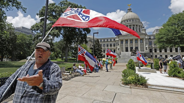 Mississippi tar bort sydstatssymbol