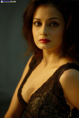 diya mirza hot bikini photos,diya mirza hot pics new,diya mirza hot images,diya mirza in swimsuit,diya mirza in saree wallpaper,diya mirza in cash