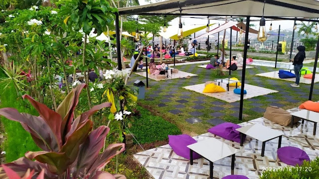 Sky Garden Cafe and Resto Bandar Lampung Daya Tarik