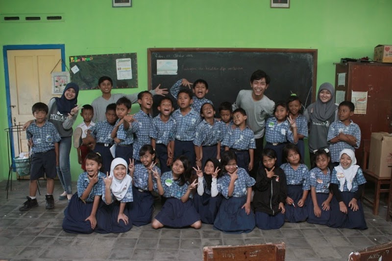 Mempelajari Budi Pekerti melalui Sastra Lisan