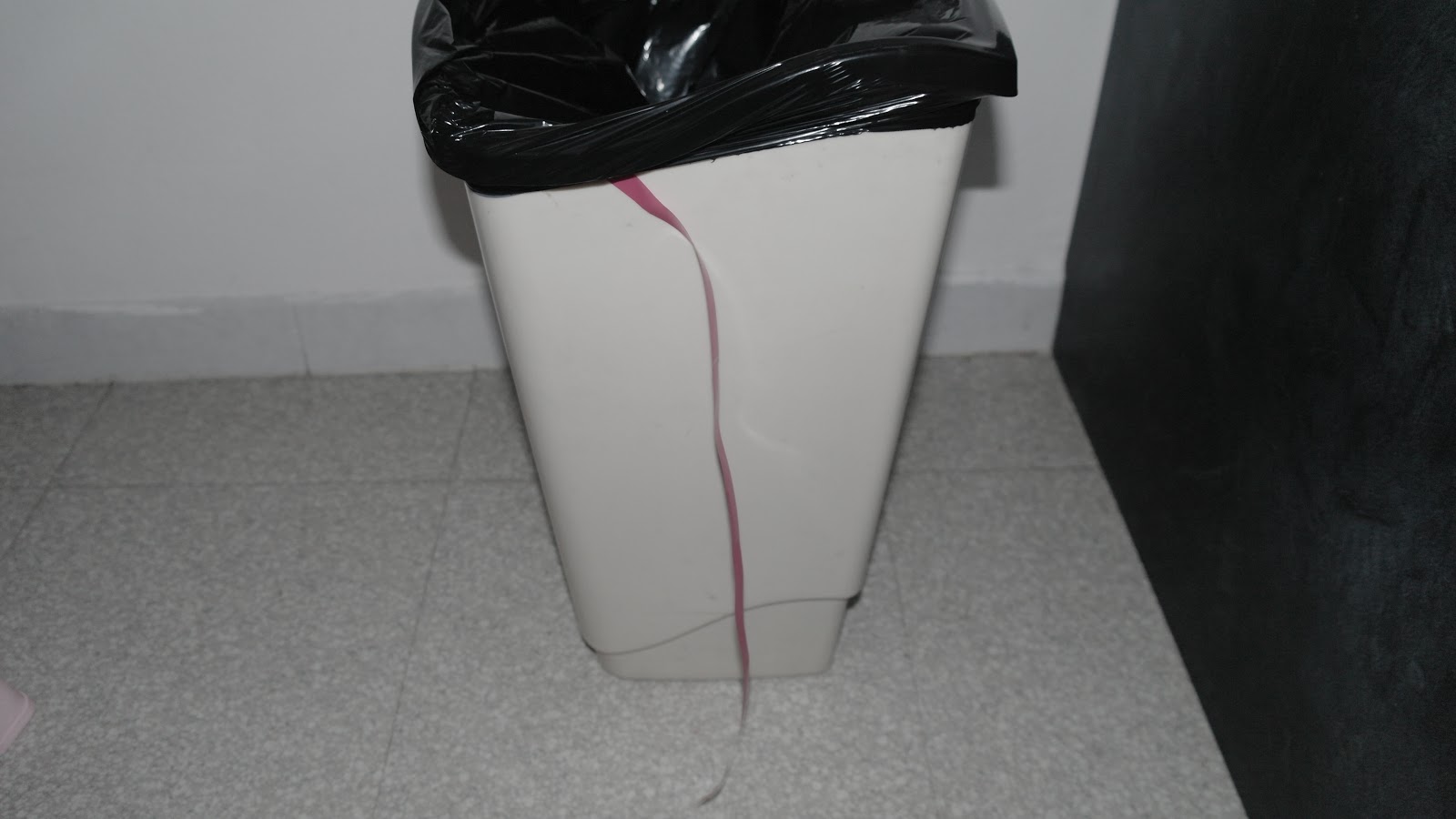 Sacs poubelles à fixation élastique pour poubelle haute, Handy Bag (15 x 20-30  L)