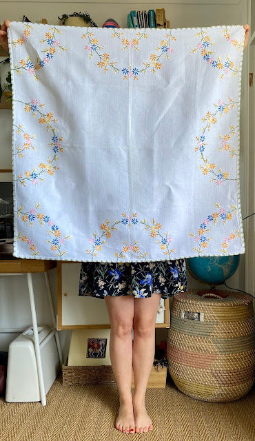 Diary of a Chain Stitcher: Refashioned Embroidered Tablecloth to Helen's Closet Ashton Top Hack