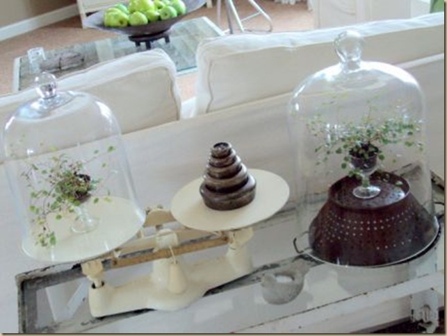 Cloches_on_Scale_1__lg