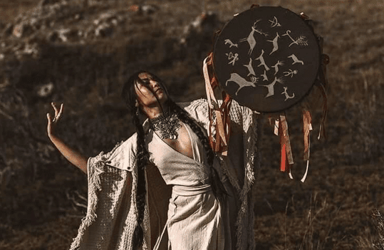 Şaman kadınlar
