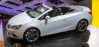 L’Opel Cascada est un cabriolet de 165 chevaux © image libre de droits Google