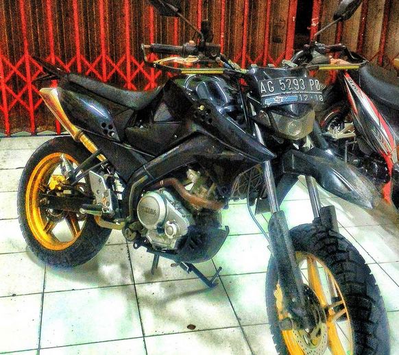 Info Terbaru Modifikasi Motor Vixion: Vixion Supermoto 