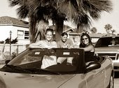 Chicks cruisin the Cali coast