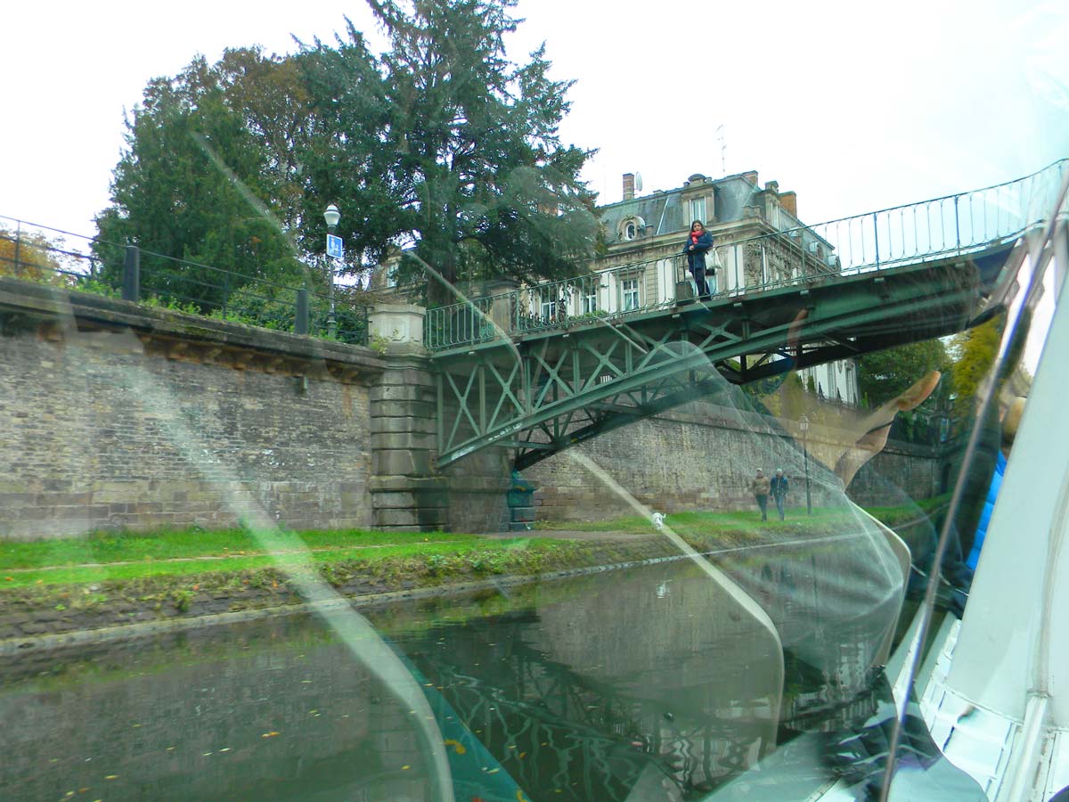 Strasbourg en automne, l'Ill, Bateau Batorama